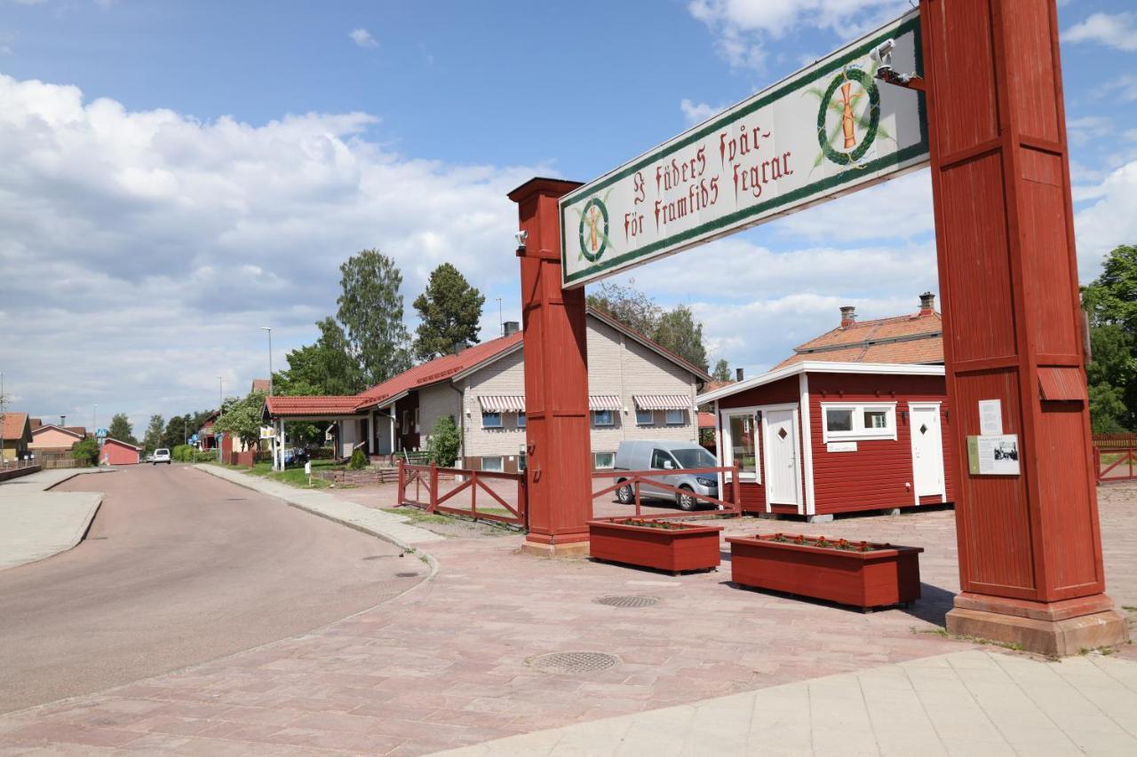 Vasaloppsmalet - Hostel Mora - Malkullans Vandrarhem Kültér fotó