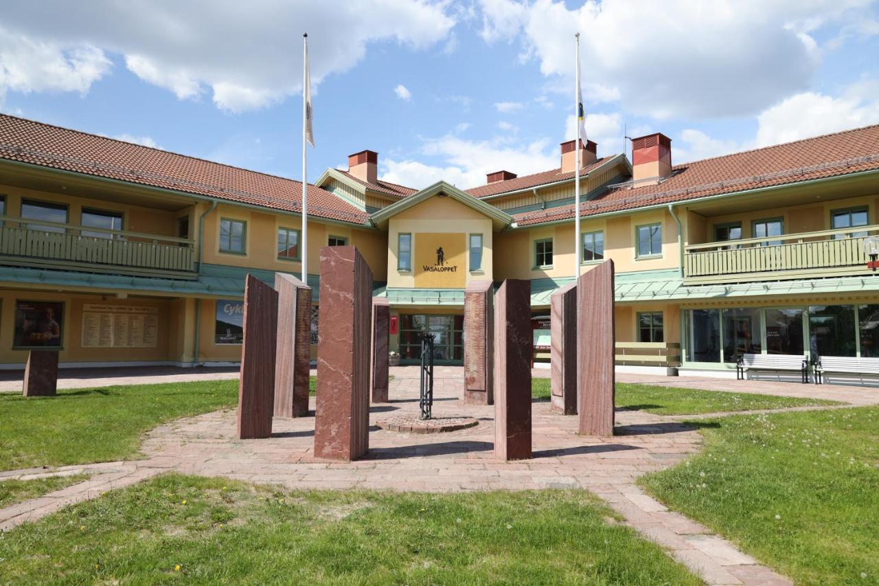Vasaloppsmalet - Hostel Mora - Malkullans Vandrarhem Kültér fotó